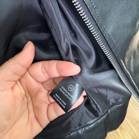 Fashion Nova Racing Faux Leather Jacket - Black/Red Blue - Picture 11 of 11